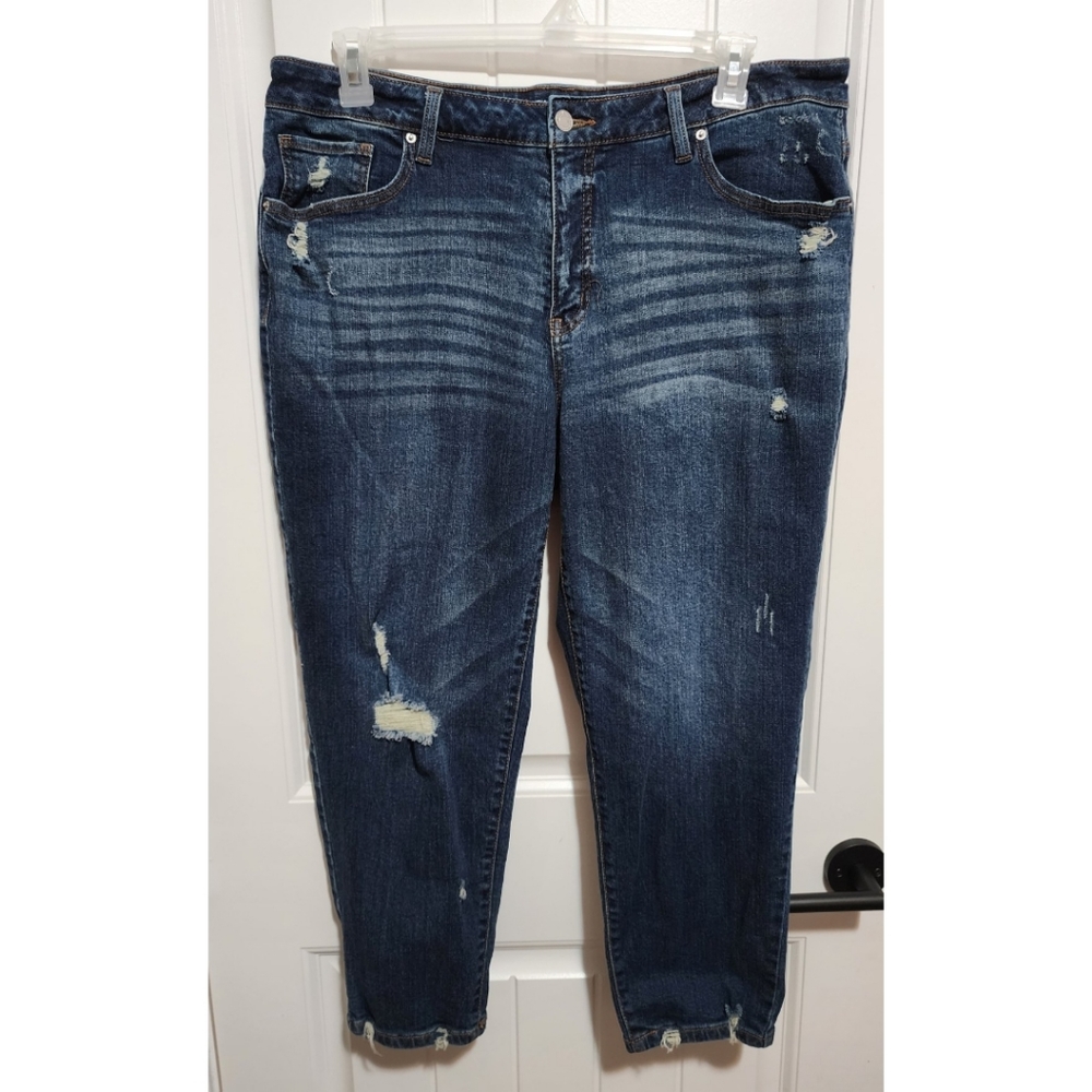 Time and Tru size 18 mid rise boyfriend crop jeans